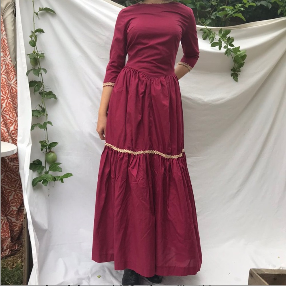 Renaissance/ prairie dress